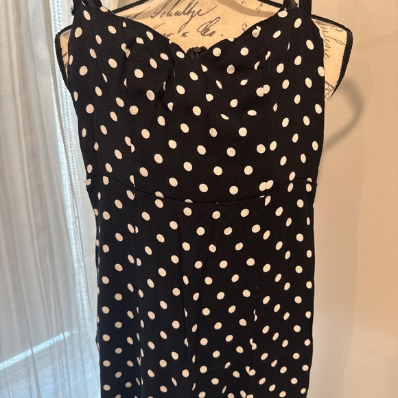 Reformation dress- like new -Trending now - Picture 2 of 2